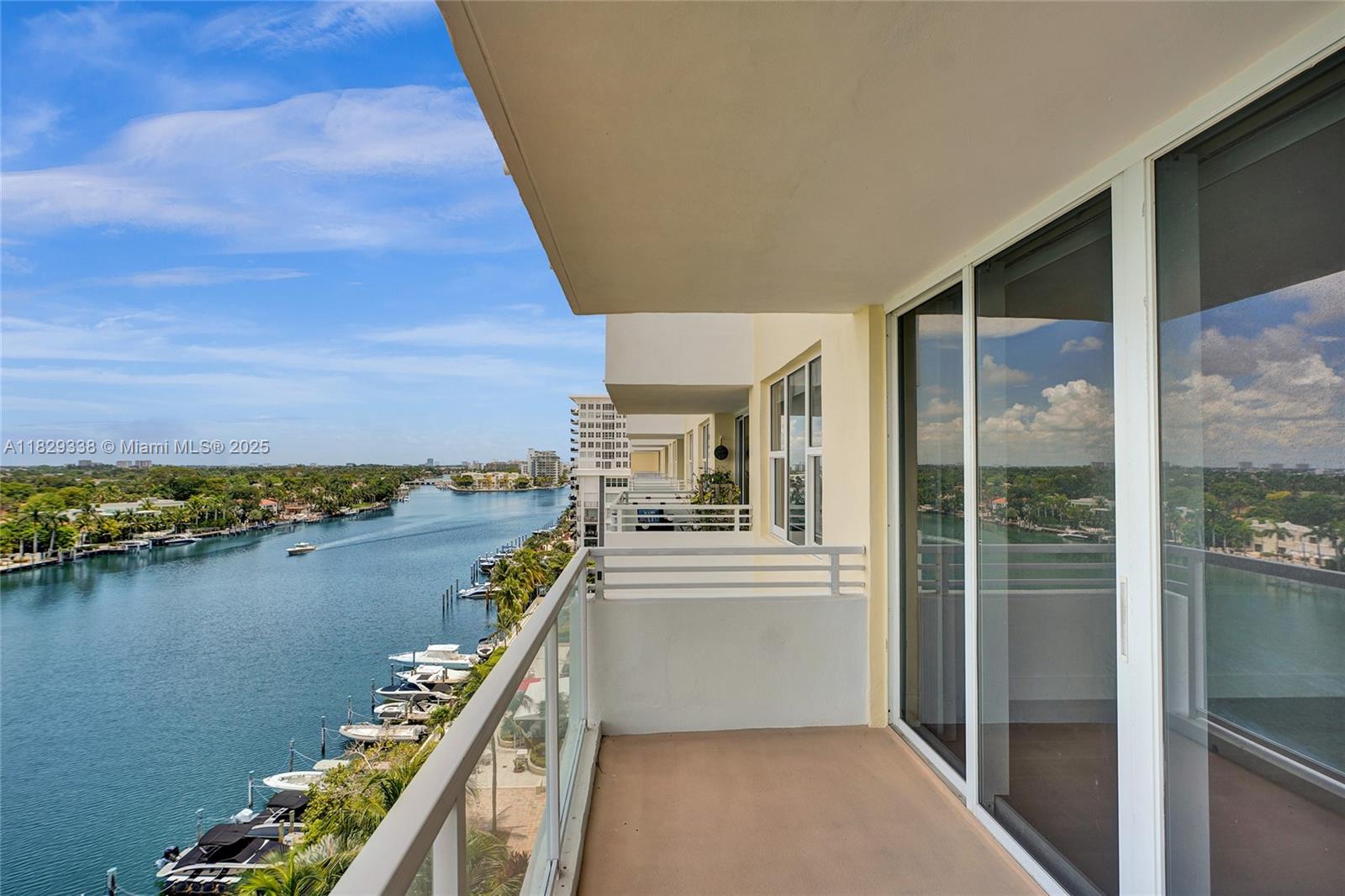 5600 CONDO - Residential