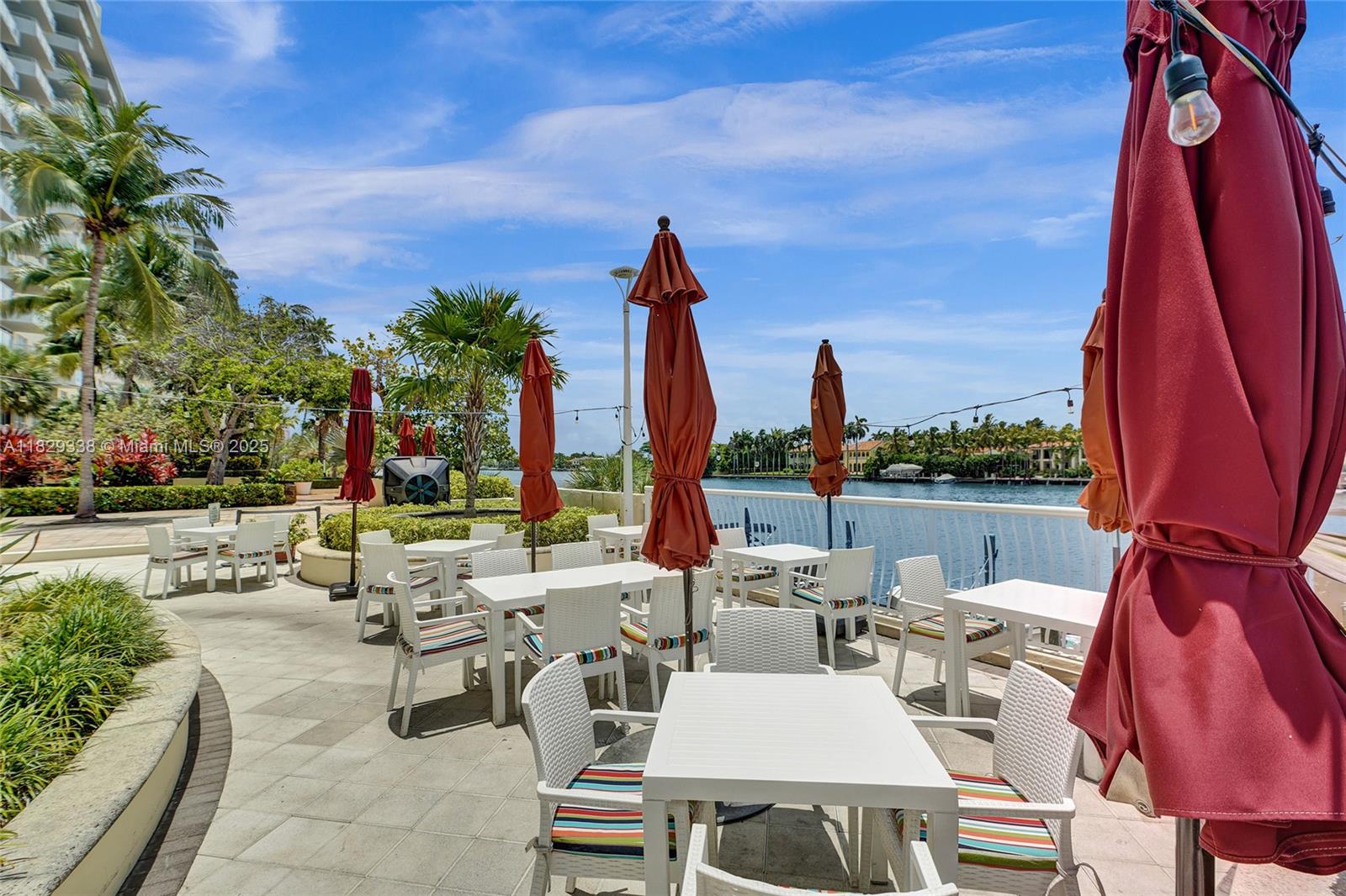 5600 CONDO - Residential