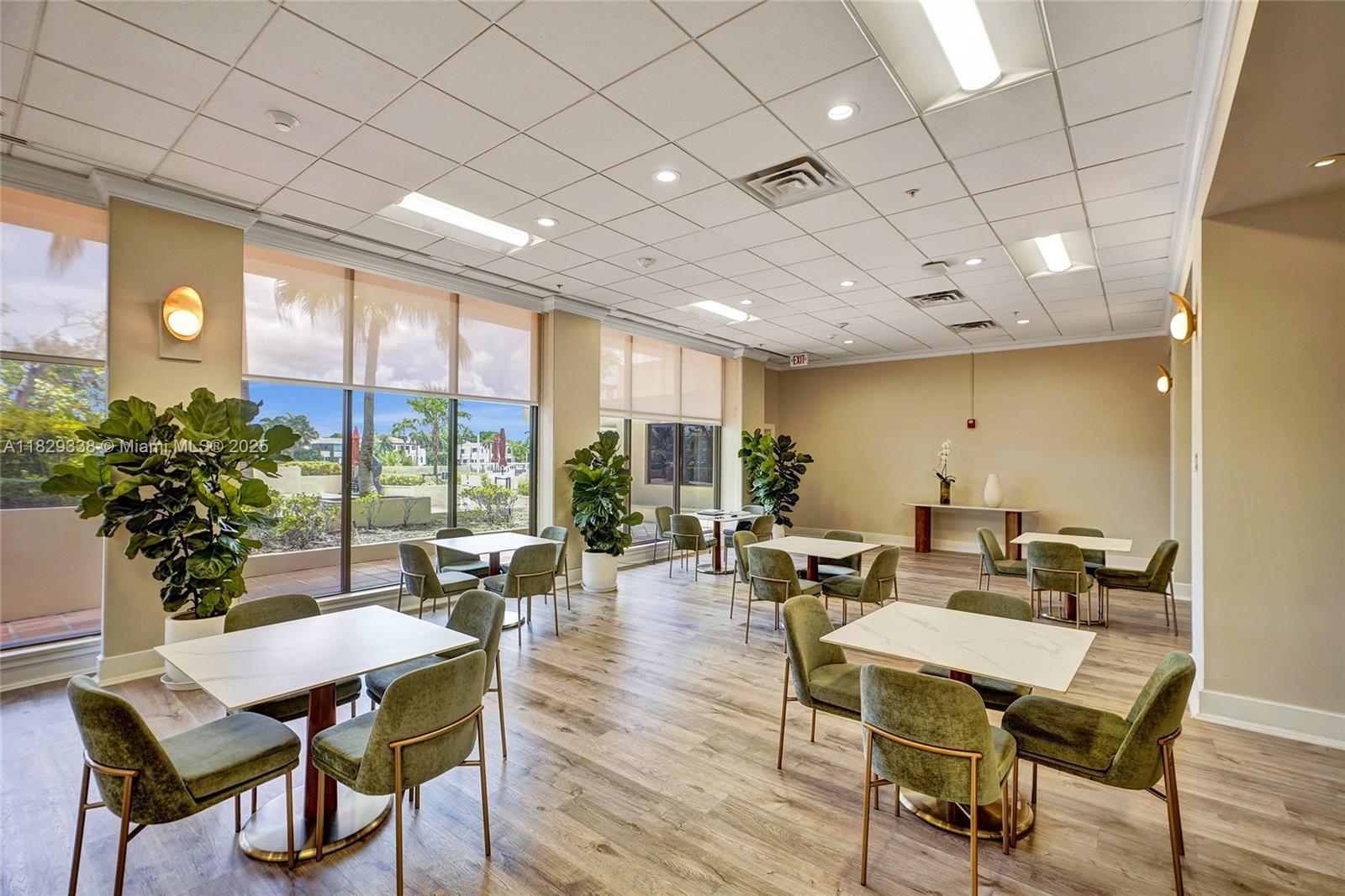 5600 CONDO - Residential