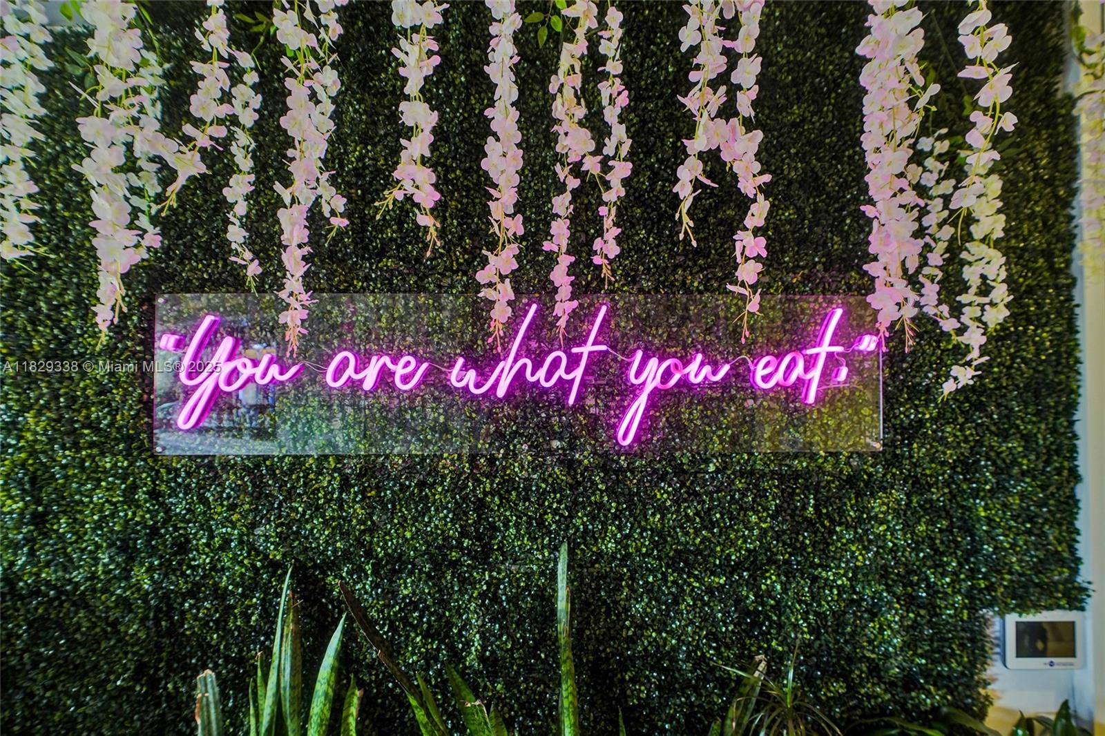 5600 CONDO - Residential