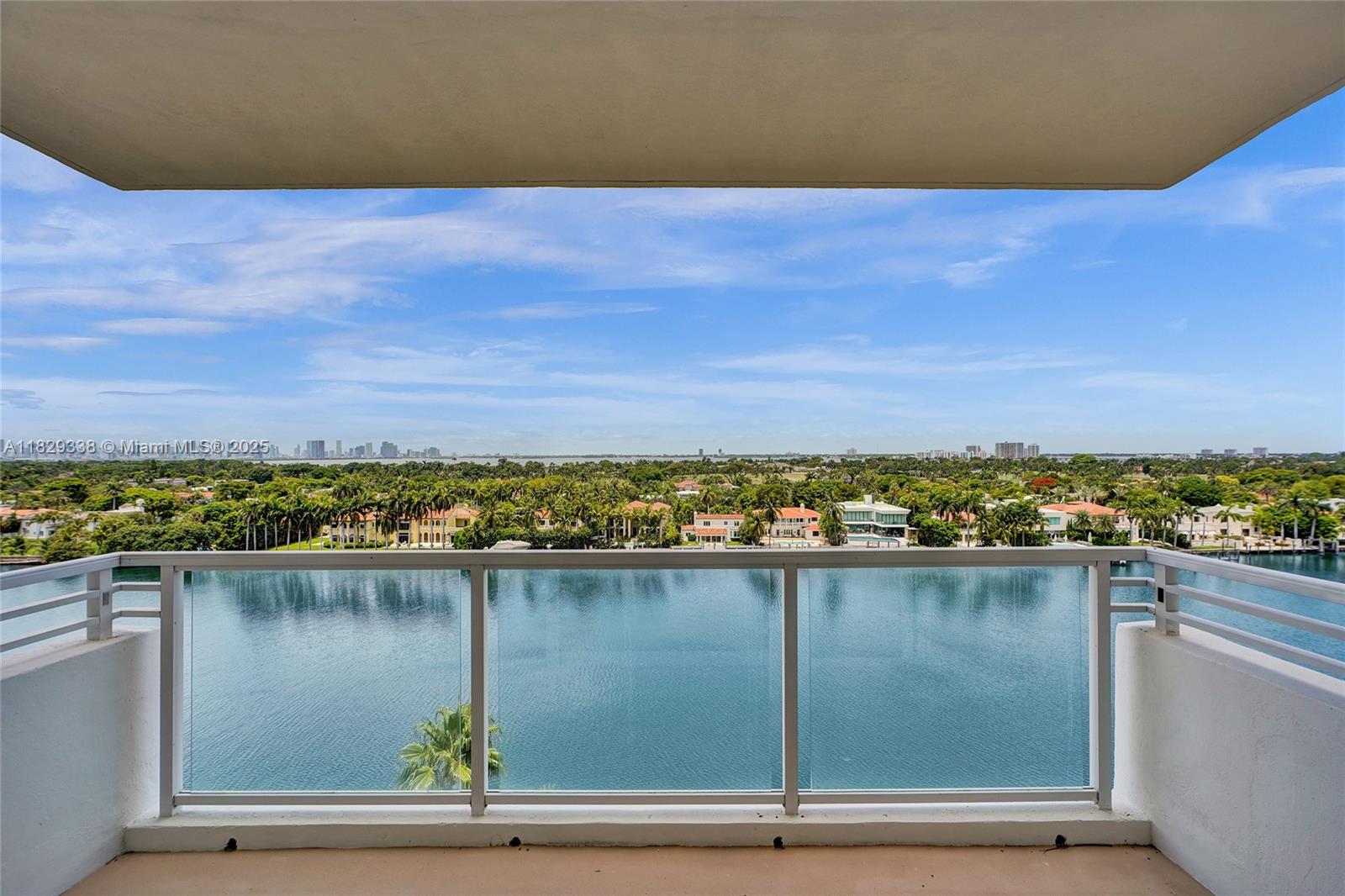 5600 CONDO - Residential