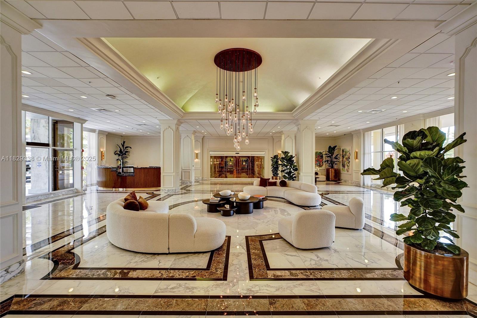 5600 CONDO - Residential