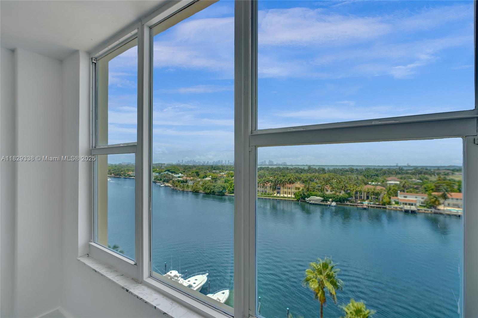 5600 CONDO - Residential