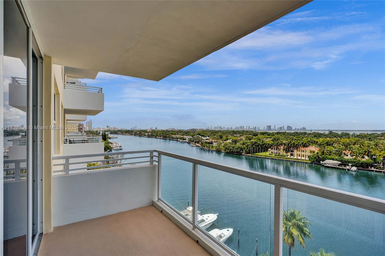 5600 CONDO - Residential