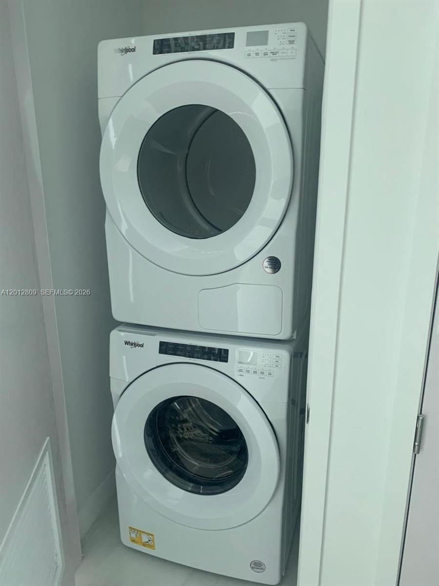 AURORA - Residential Lease