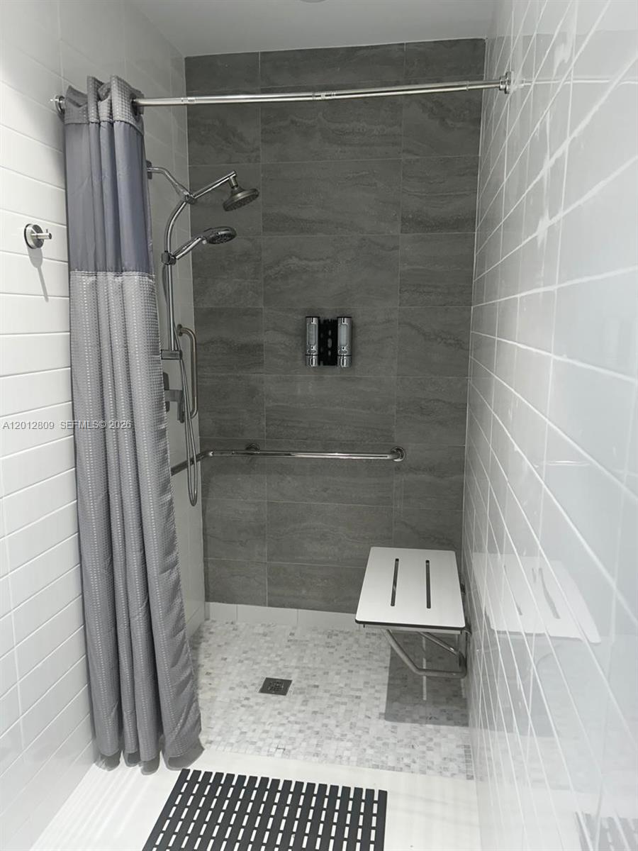 AURORA - Residential Lease
