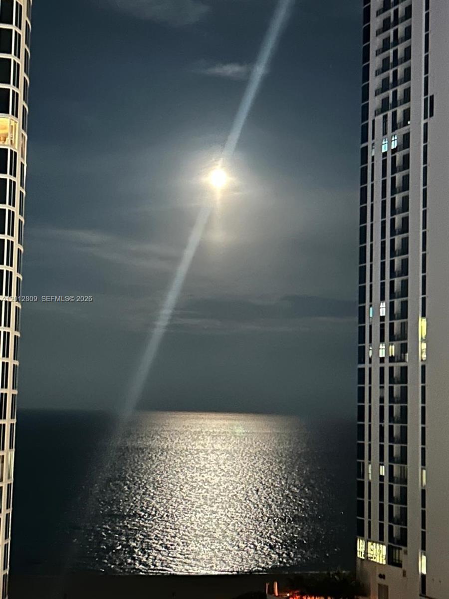 AURORA - Residential Lease