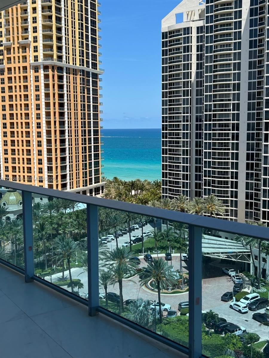 AURORA - Residential Lease