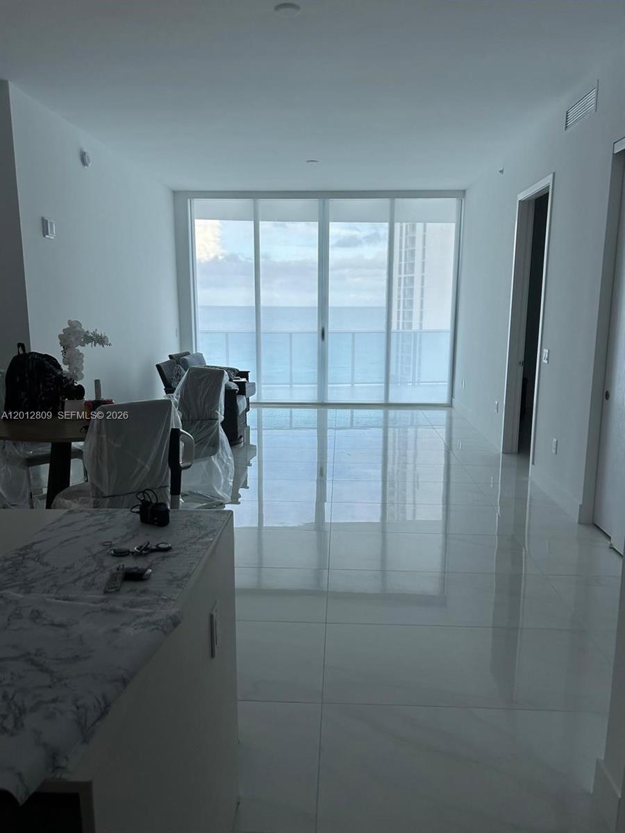 AURORA - Residential Lease
