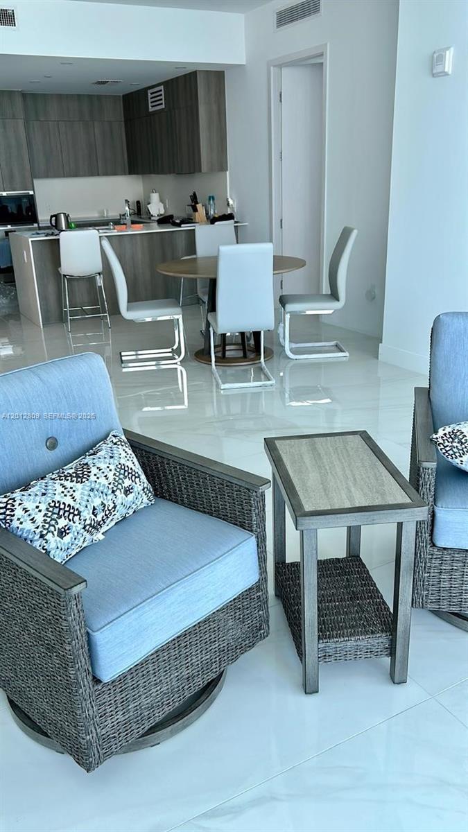 AURORA - Residential Lease