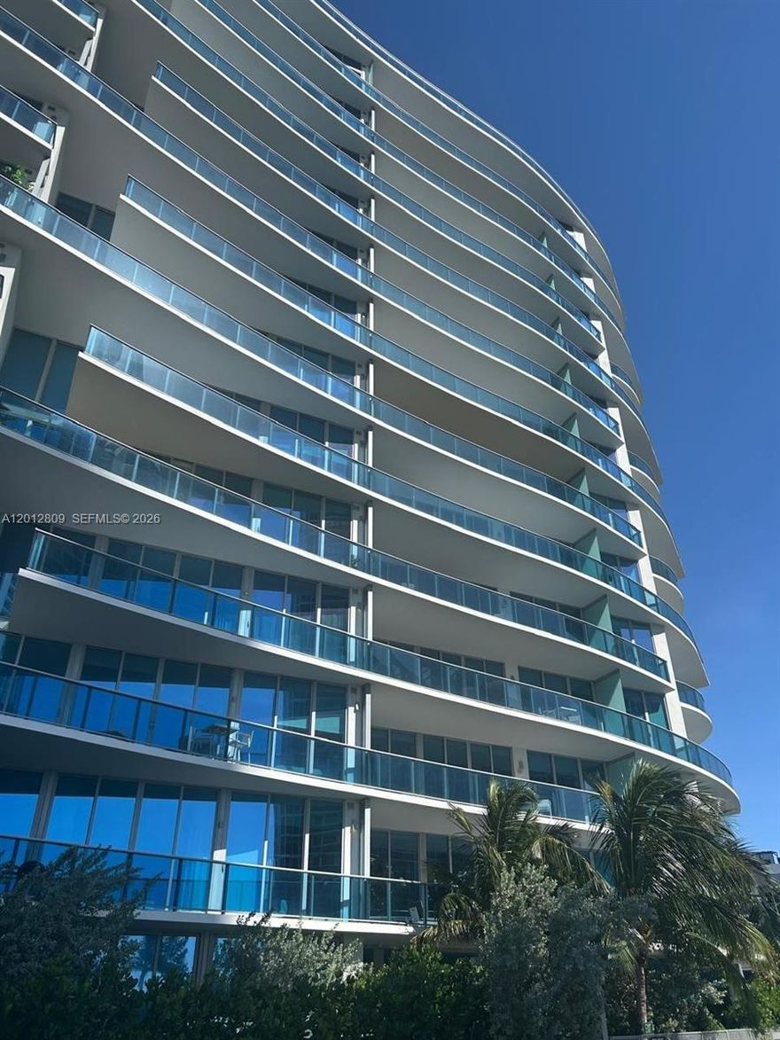 NEW NEW NEW!!!Aurora Sunny Isles is a brand-new luxury boutique building located in Sunny Isles Beach, Unit
has 2 bed 2 baths!!, offering beach services and a flexible rental policy, expansive private terrace with ocean
views. Additional features include 10' ceilings, a private elevator w/foyer entrance, kitchen appliances by Wolfe,
and Sub-zero. Resort quality amenities include a lush pool deck, children's recreation area, Turkish hammam, and
indoor/outdoor yoga spaces, gym and attended lobby. 10 minutes to Bal Harbour Shops and Aventura Mall.