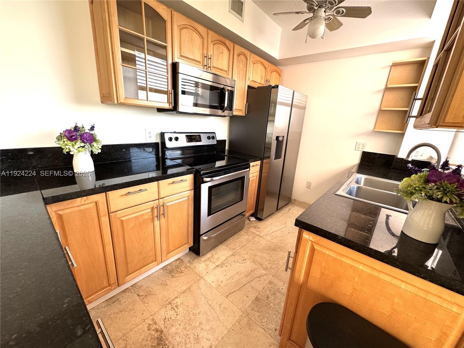 1824 Brickell Ave 4C