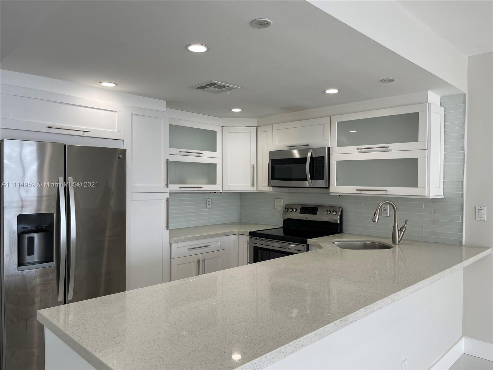 SEA AIR TOWERS CONDO - Residential Lease