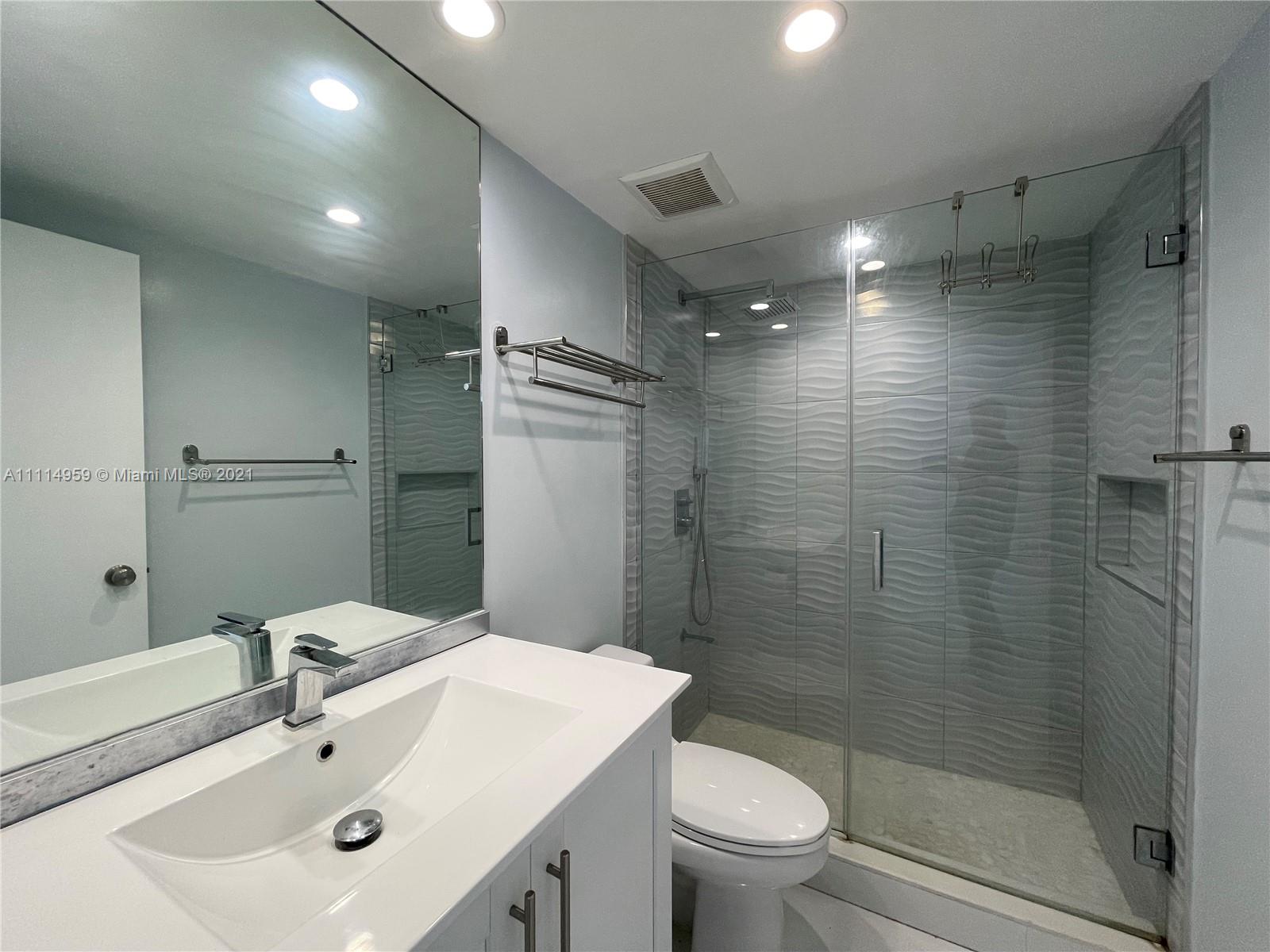 SEA AIR TOWERS CONDO - Residential Lease
