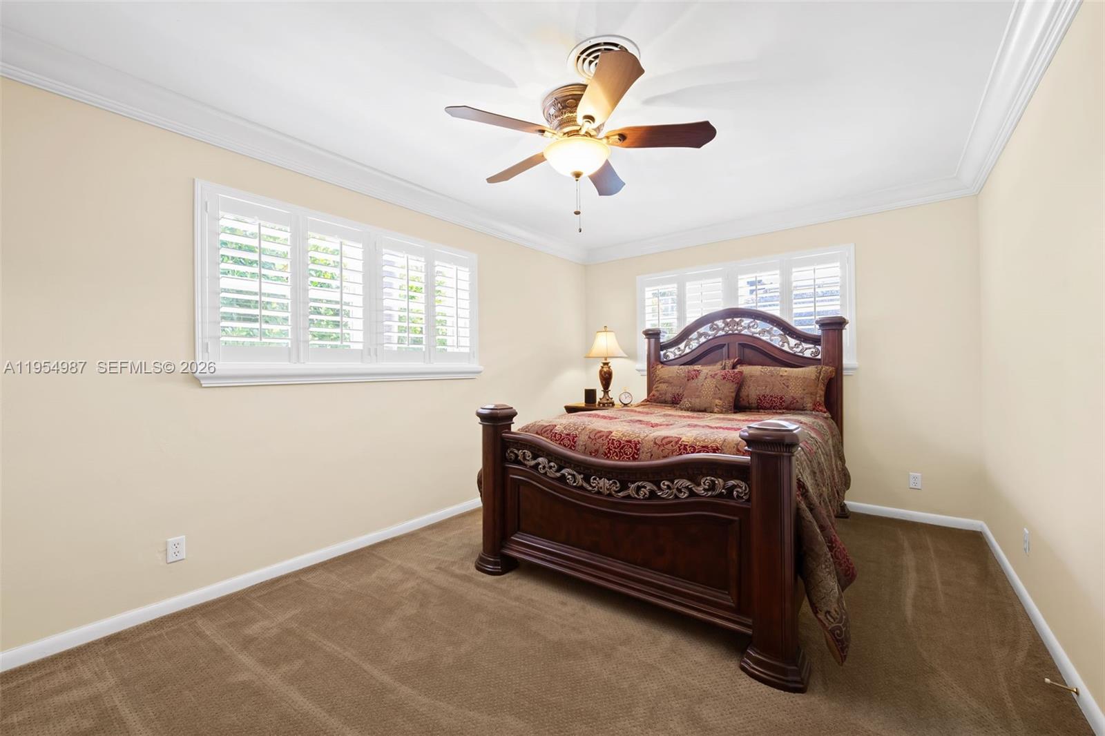 IMPERIAL POINT 1 SEC - Residential