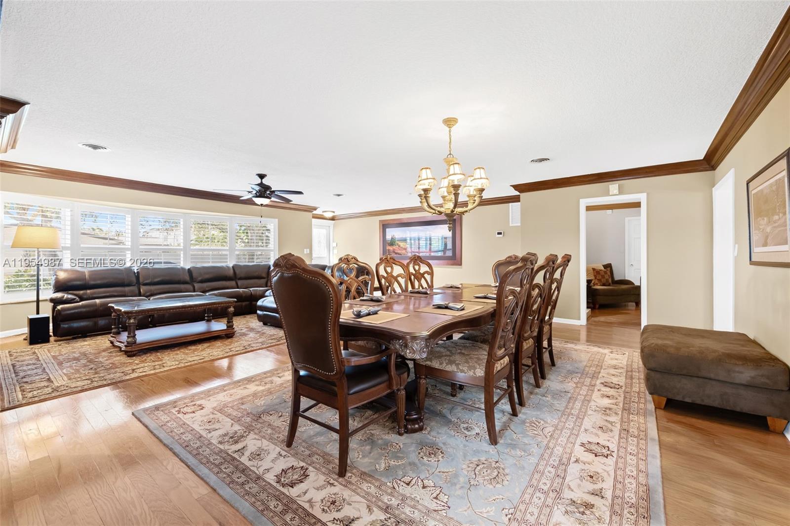 IMPERIAL POINT 1 SEC - Residential