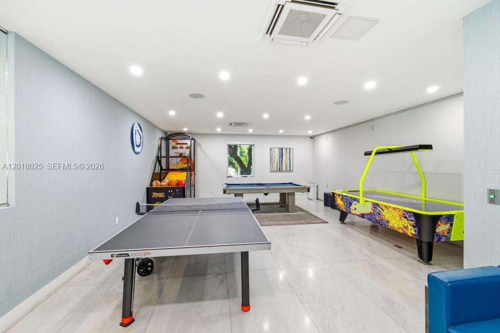 HARGER HILLS - Residential