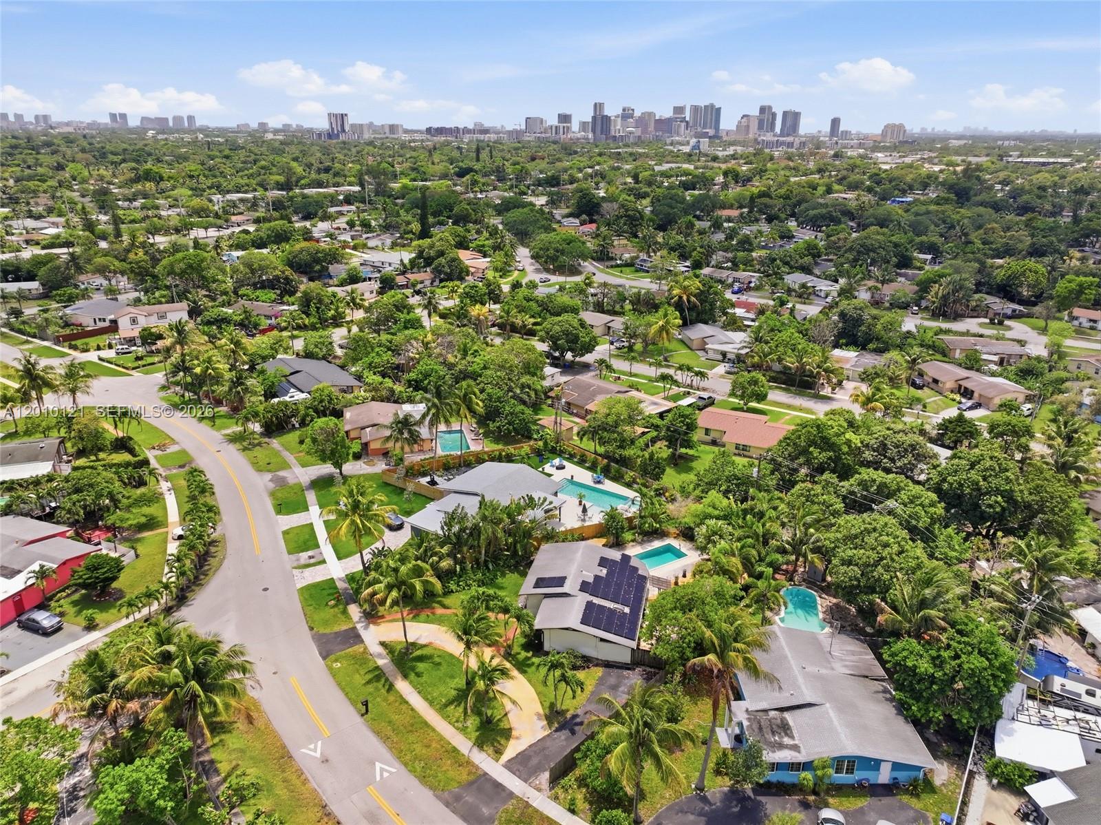 LAUDERDALE VILLAS - Residential