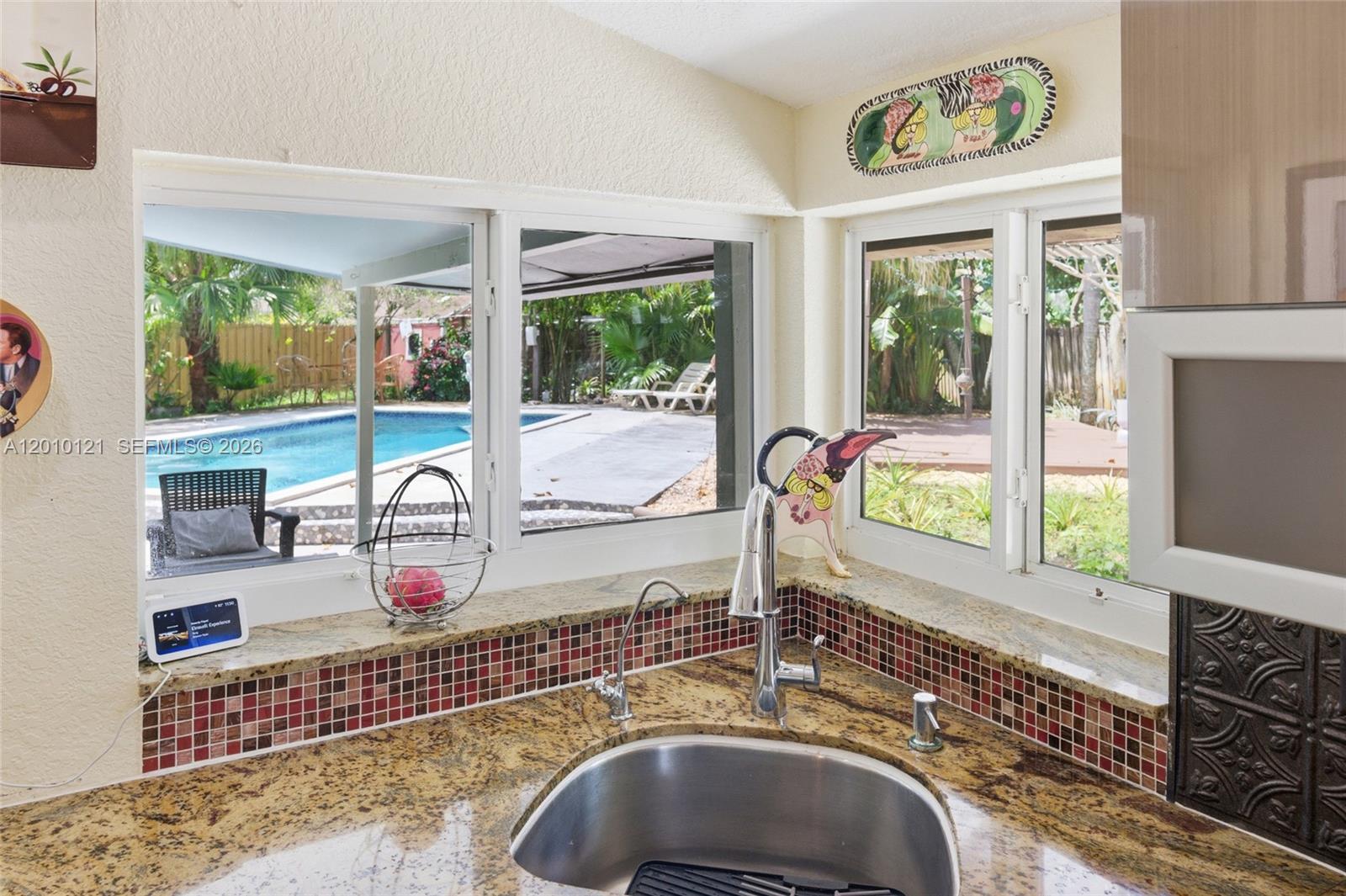 LAUDERDALE VILLAS - Residential