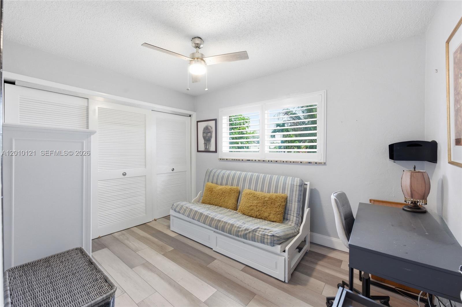 LAUDERDALE VILLAS - Residential