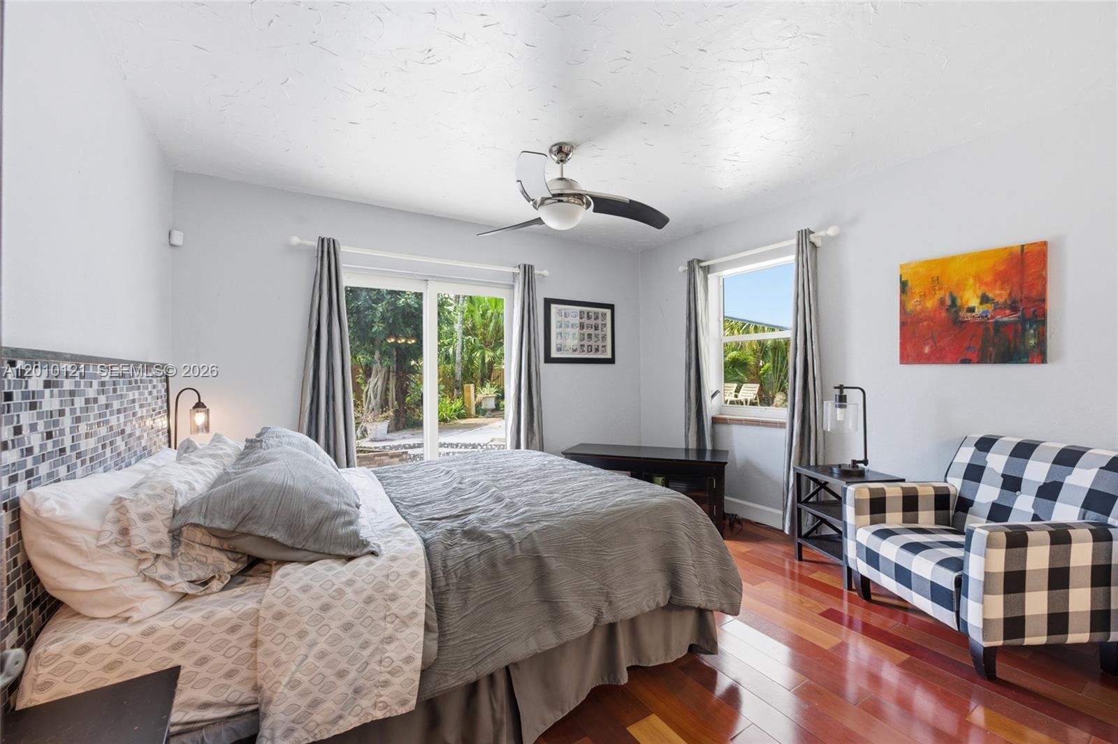 LAUDERDALE VILLAS - Residential