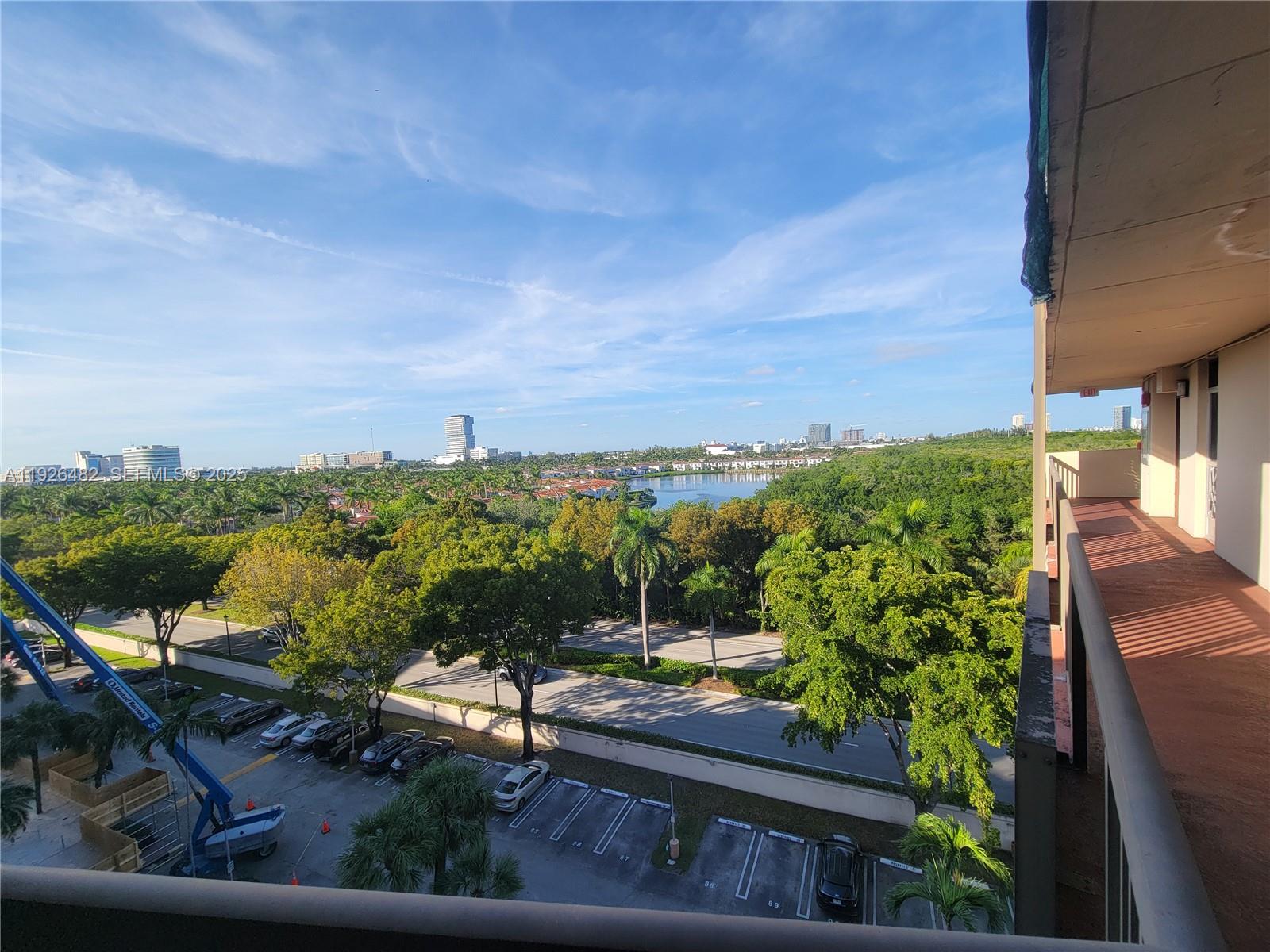 BRAVURA I CONDO - Residential Lease