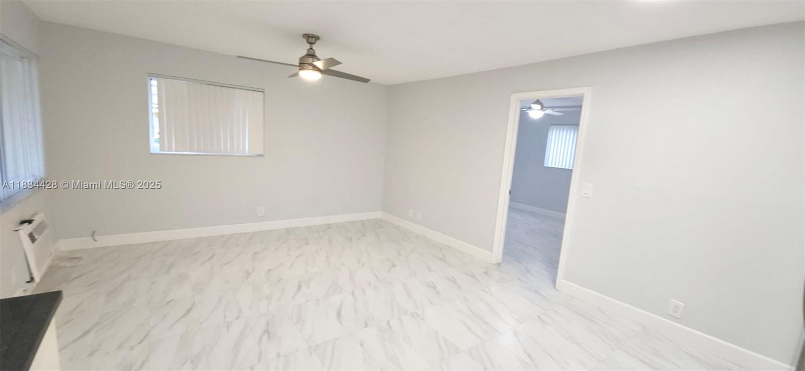 122 S Lakeside Dr 1