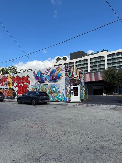 239 NW 26th St Miami FL 33127