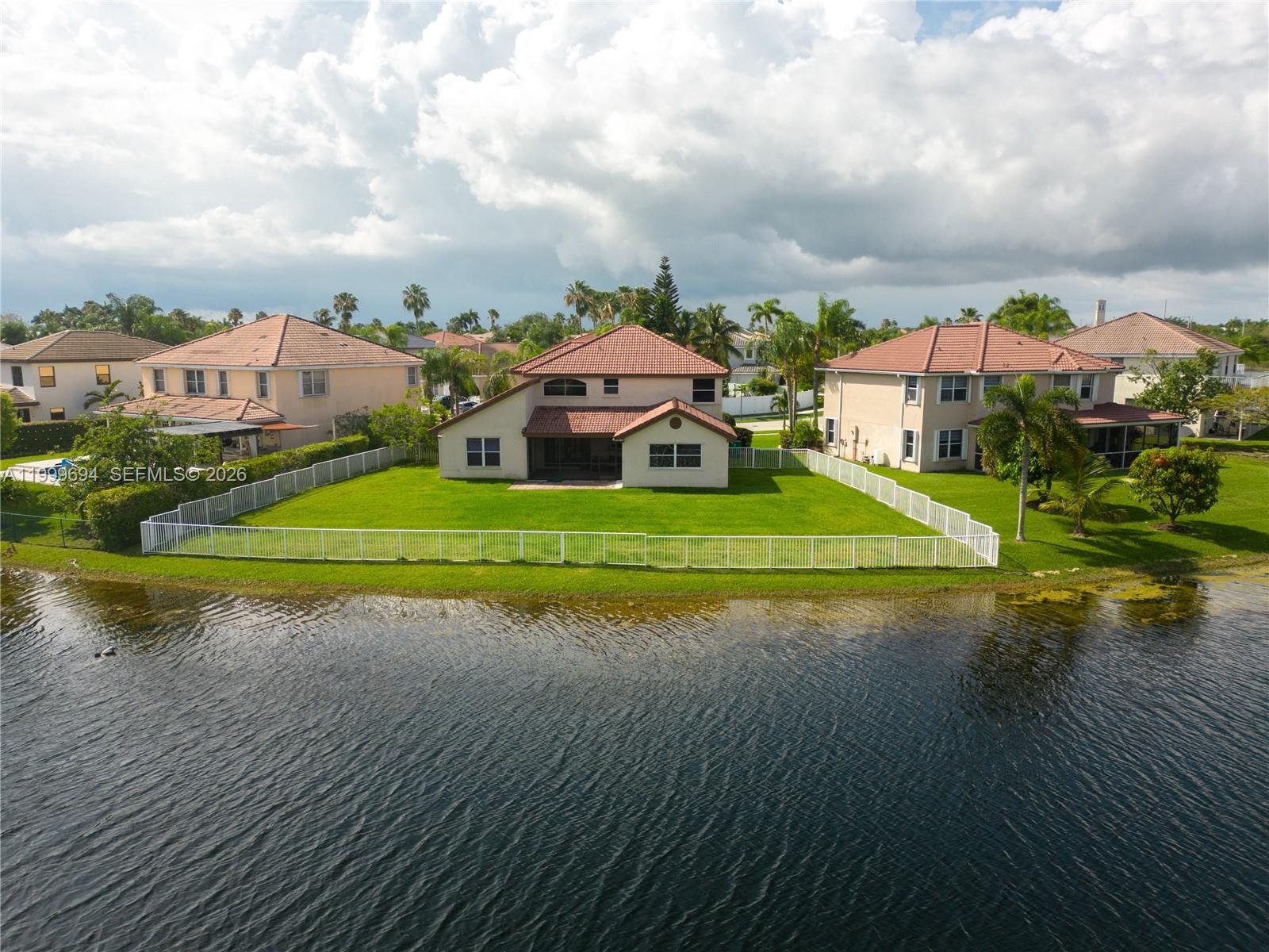 SILVER LAKES PHASE III - Residential Lease