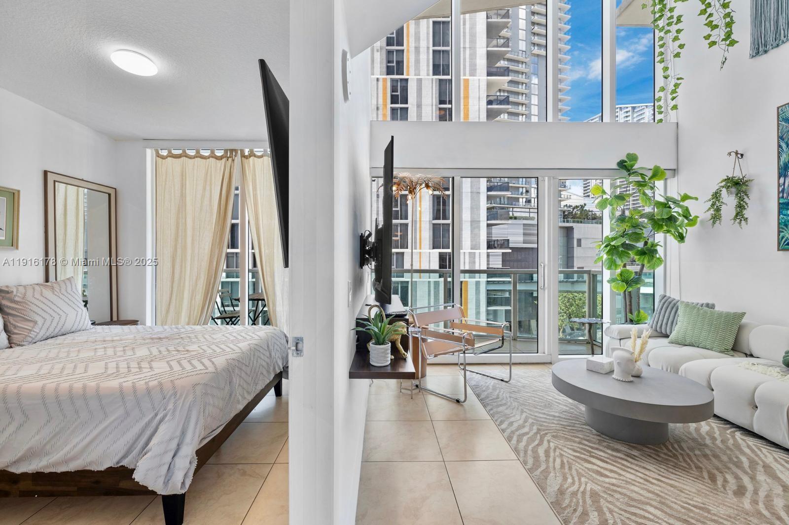 BRICKELL ON THE RIVER S T - Residential