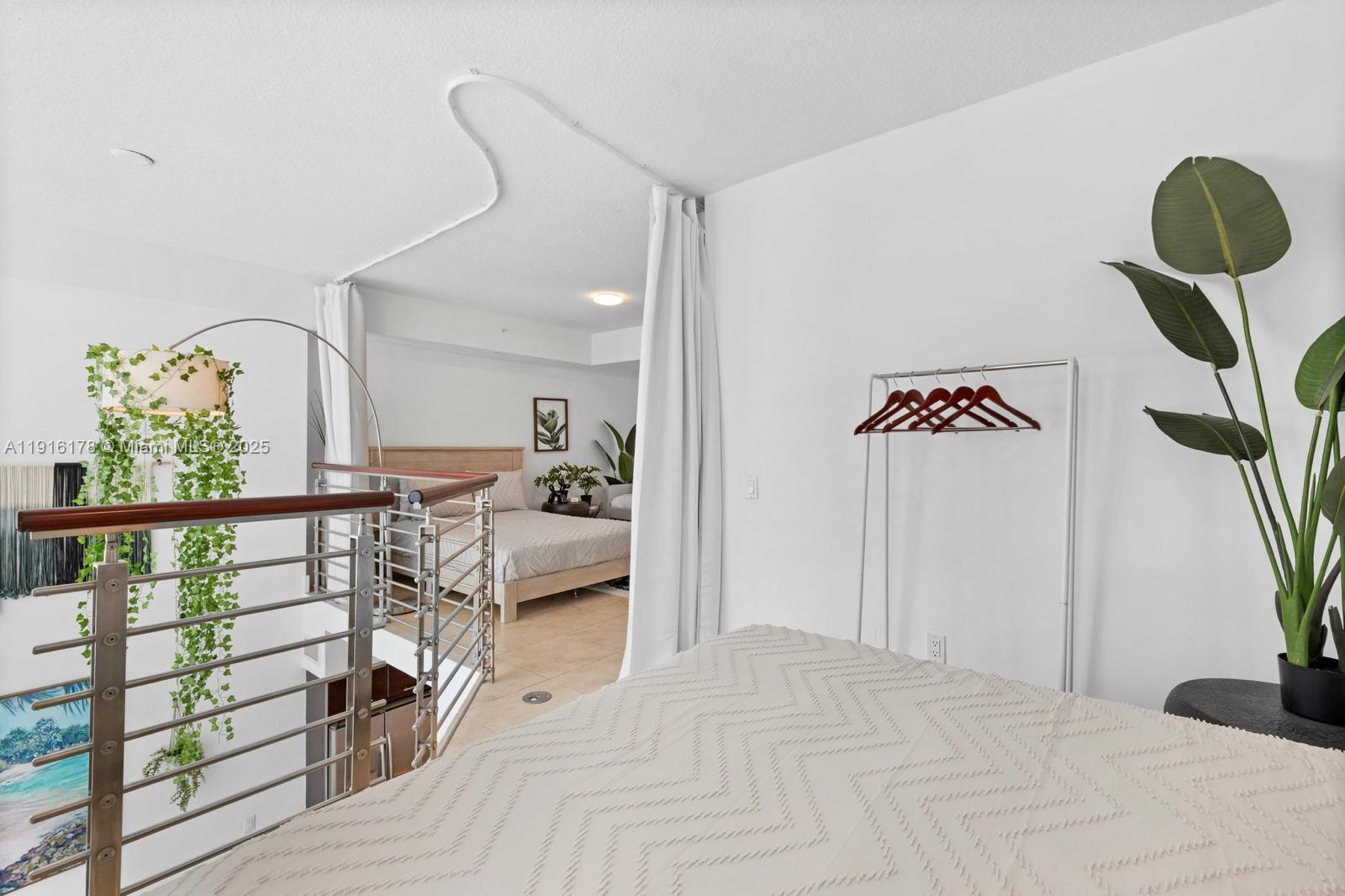 BRICKELL ON THE RIVER S T - Residential