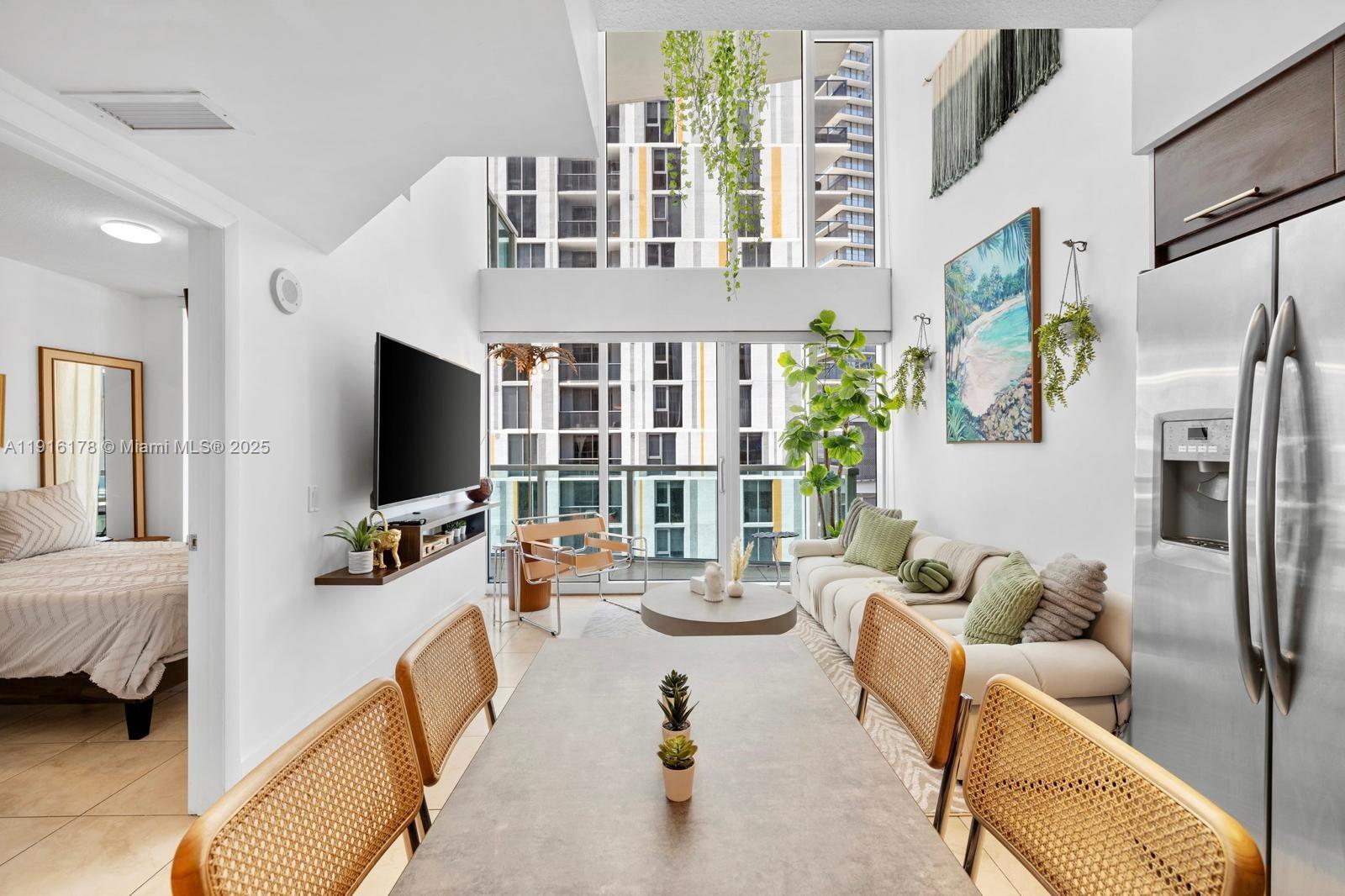 BRICKELL ON THE RIVER S T - Residential