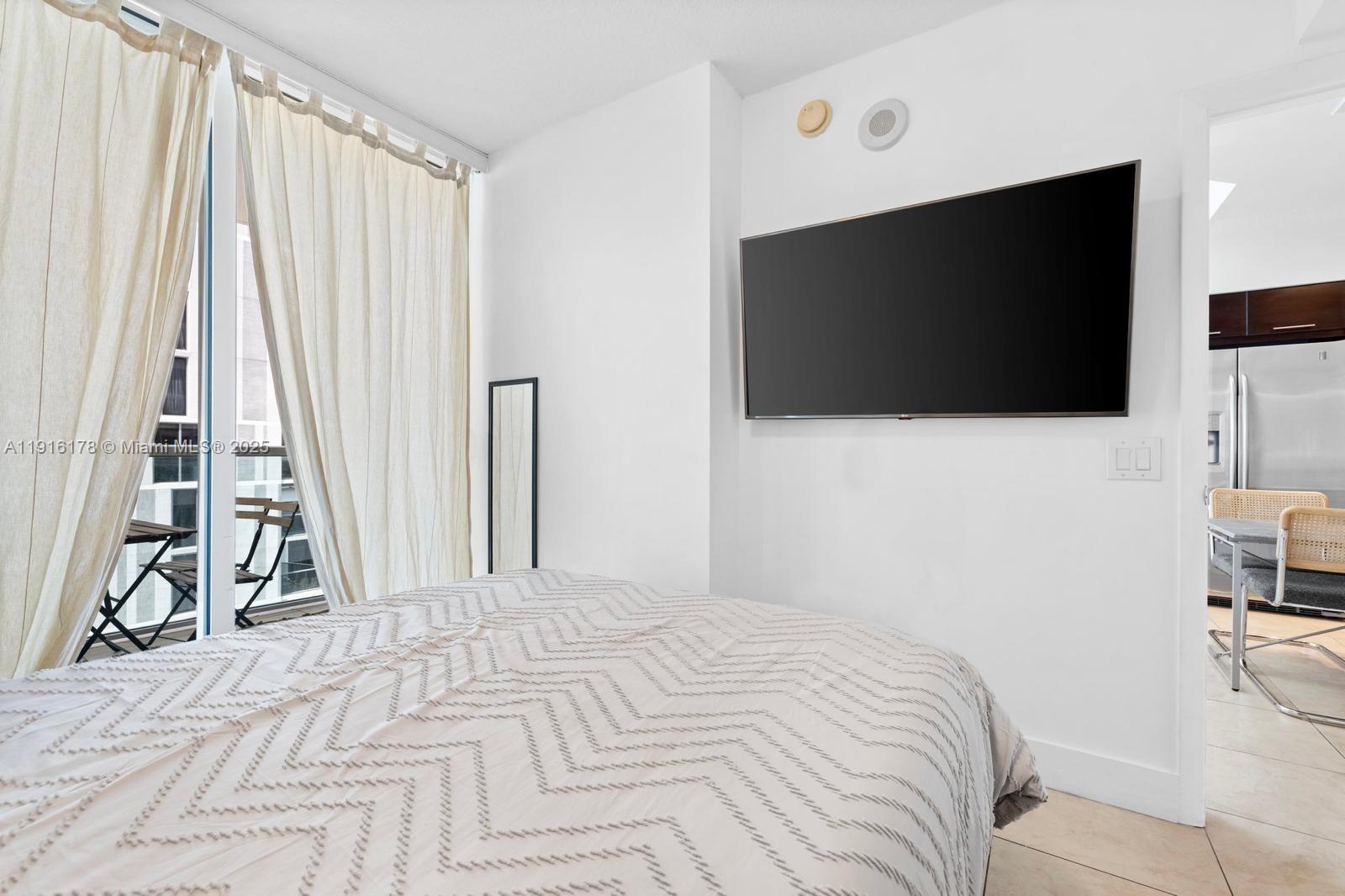 BRICKELL ON THE RIVER S T - Residential