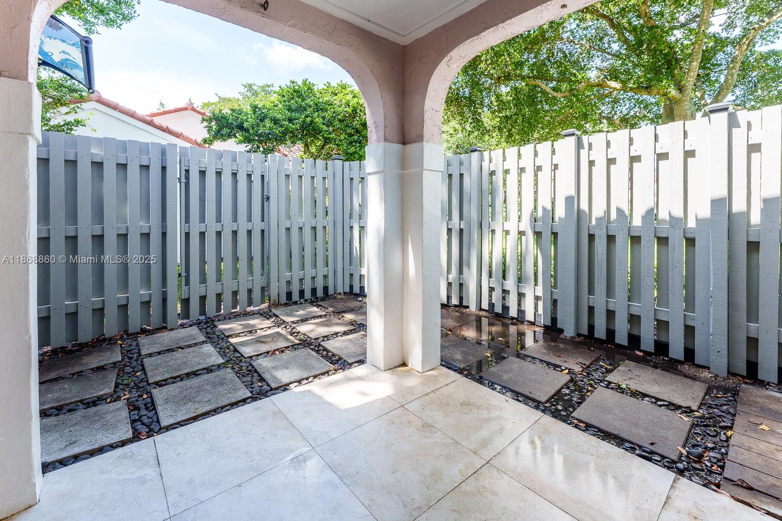 COUNTRY ISLES PHASE II - Residential