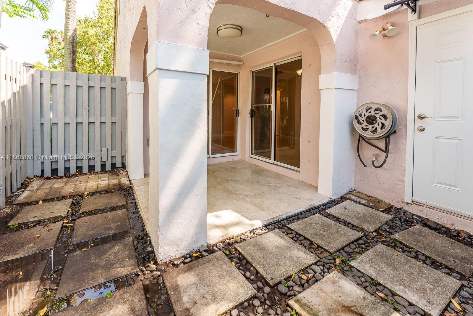 COUNTRY ISLES PHASE II - Residential