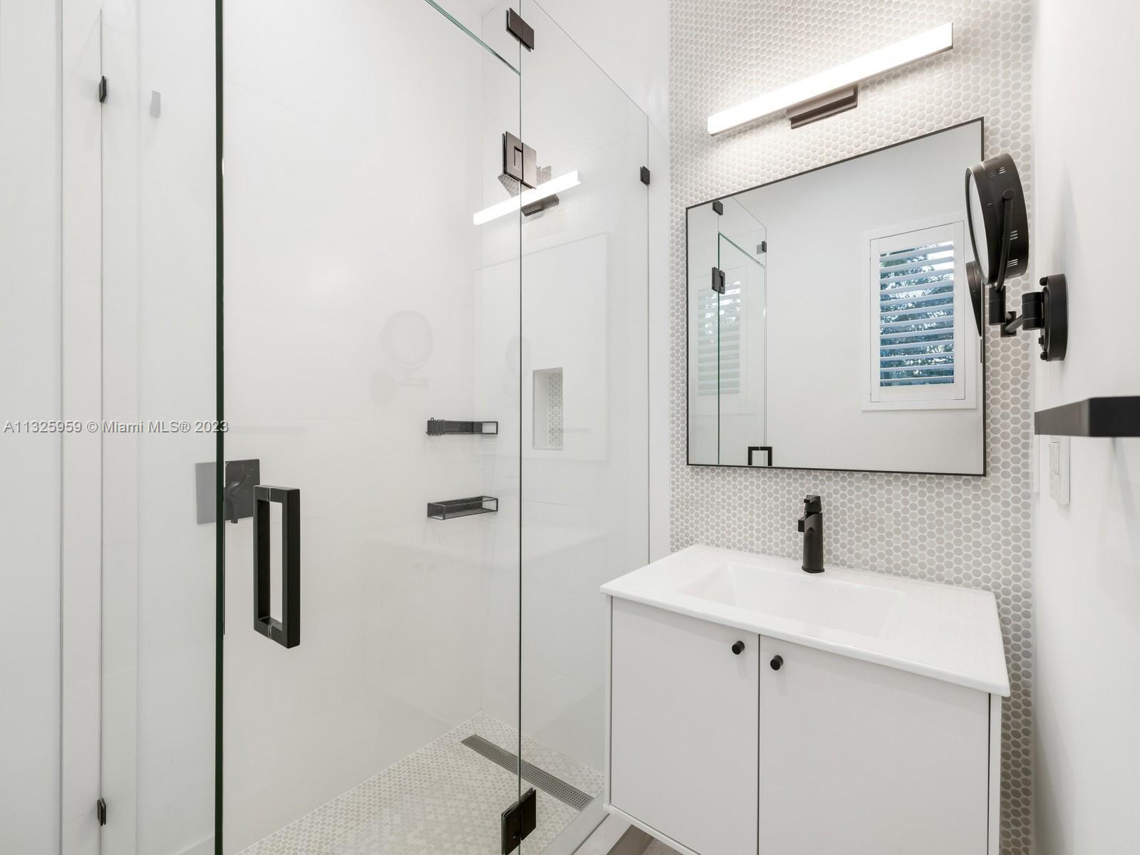 HIGH PINES REV PLAT OF 2N - Residential