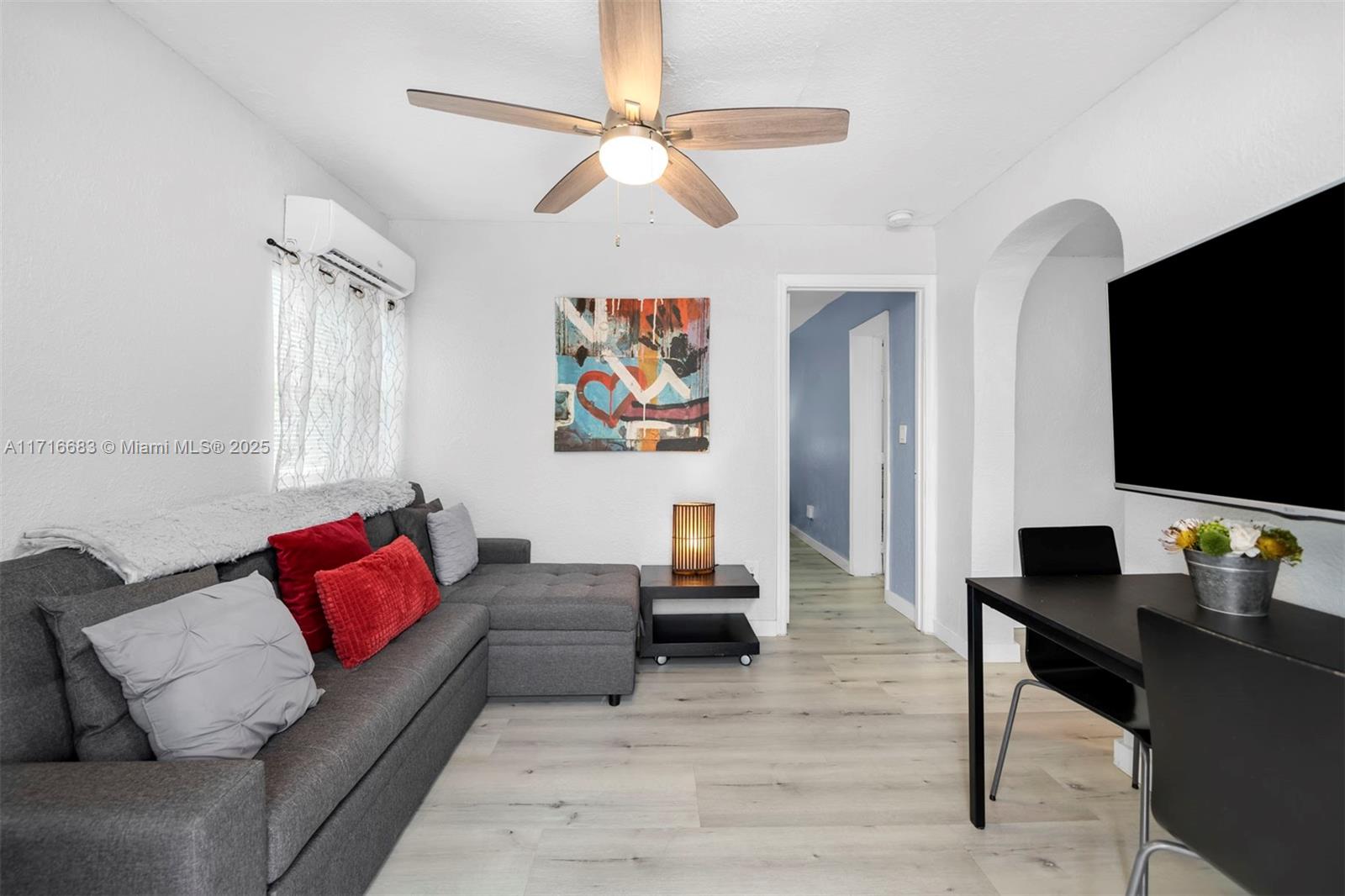 Rental Property at 51 Nw 49th St 3, Miami, Broward County, Florida - Bedrooms: 1 
Bathrooms: 1  - $2,000 MO.