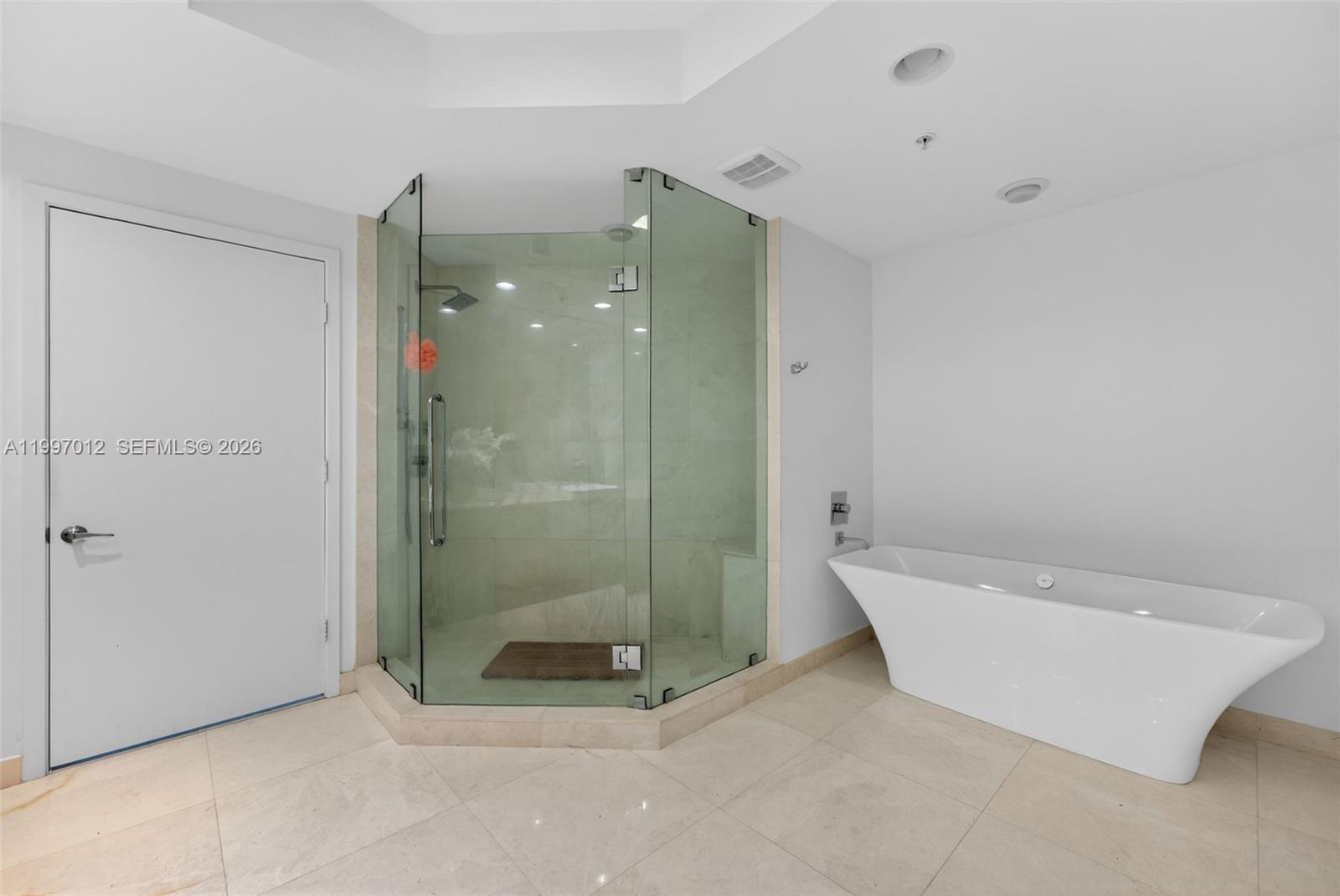 MARINA PALMS RESIDENCES N - Residential