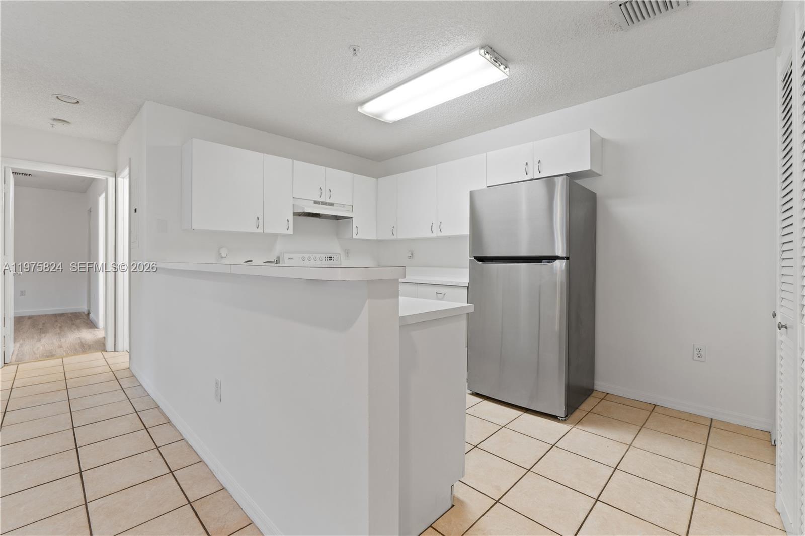 TARA II CONDO - Residential