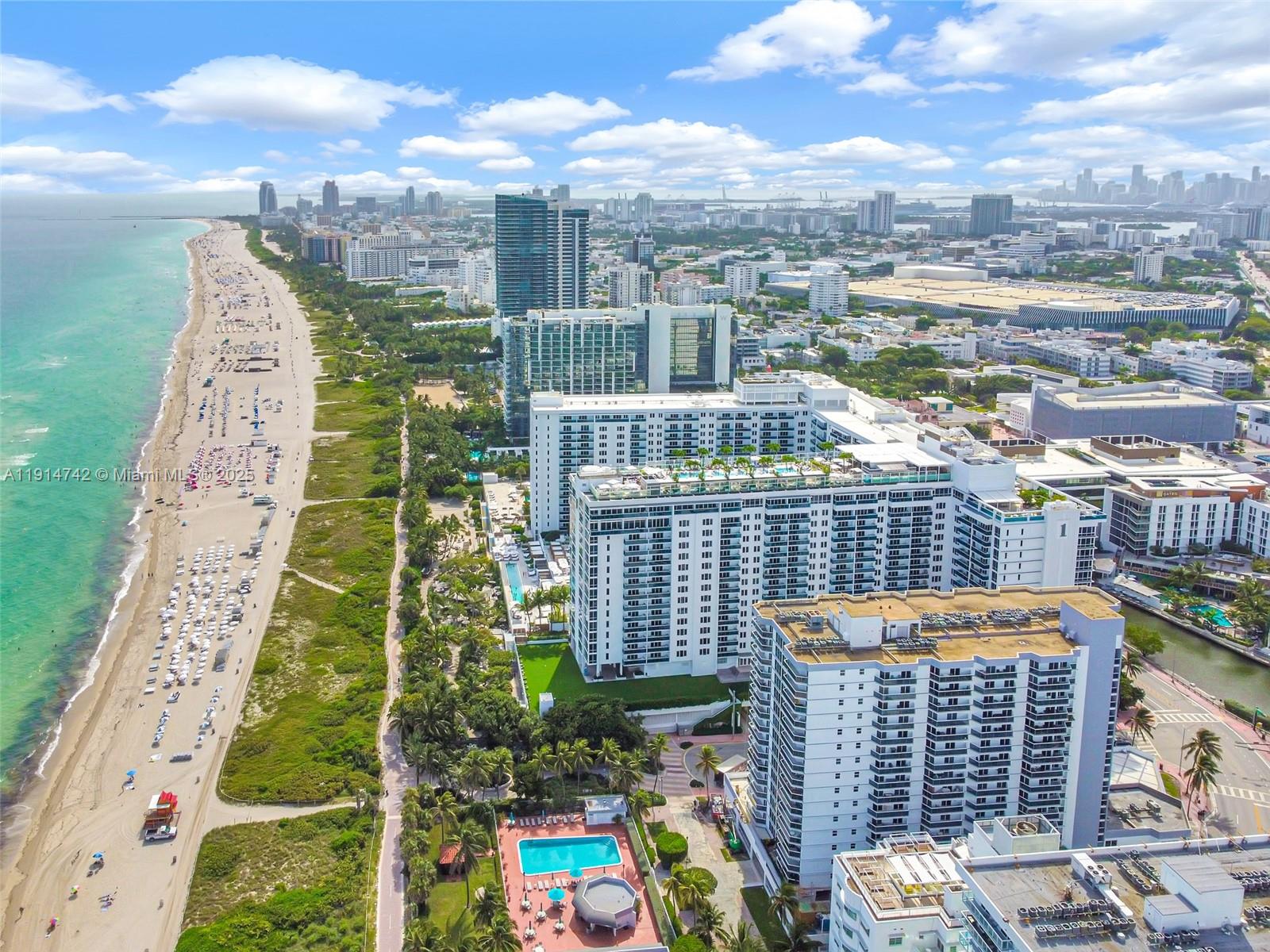 RONEY PALACE CONDO - Residential Lease