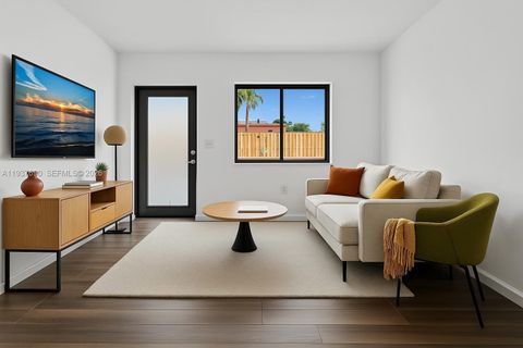 1027 SW 3rd St 5 Miami FL 33130