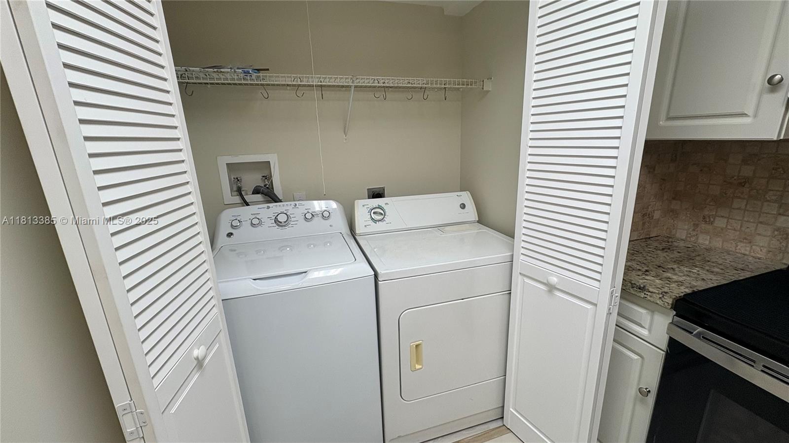 SHERIDAN EAST CONDO BLDG - Residential