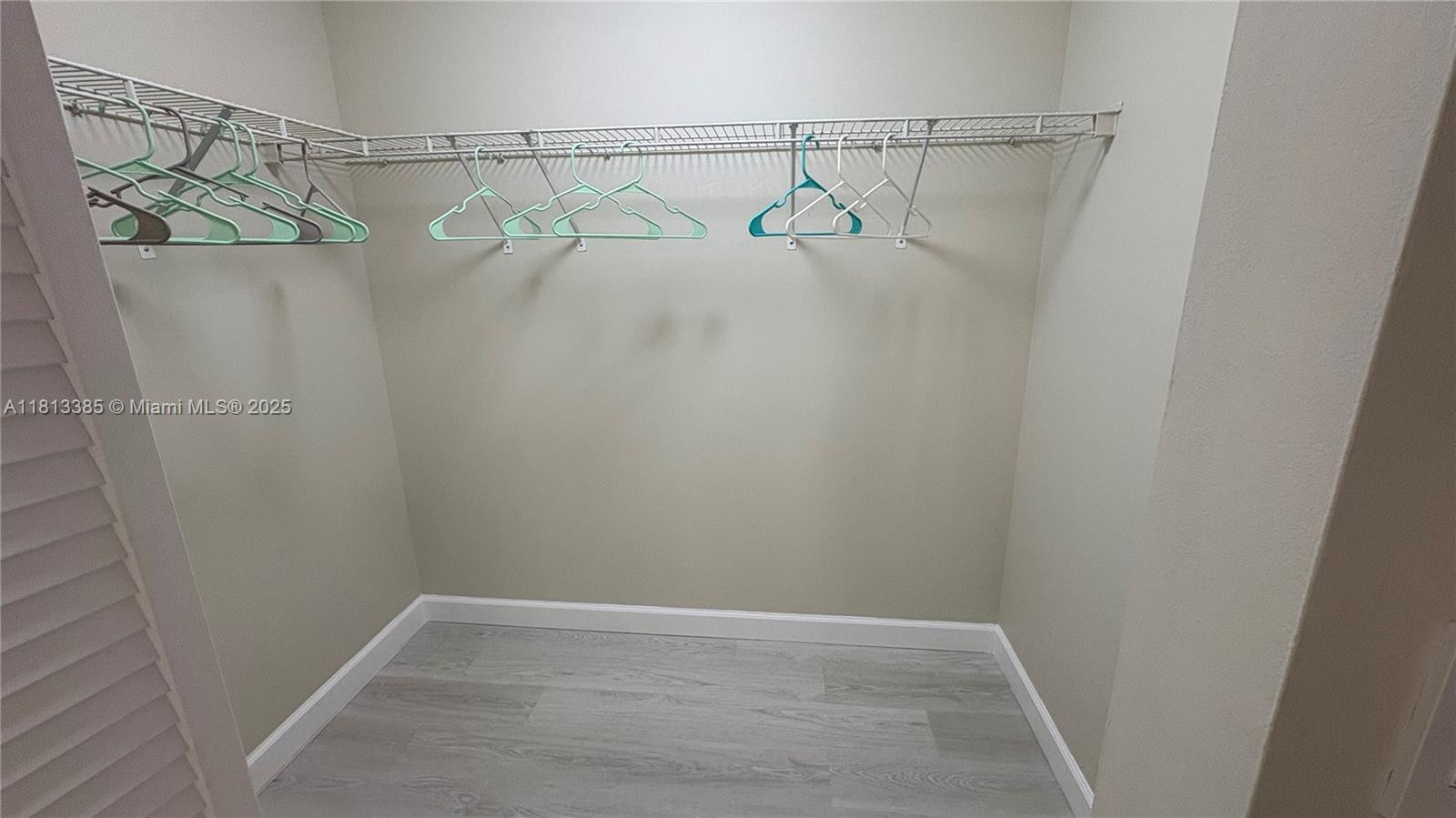 SHERIDAN EAST CONDO BLDG - Residential