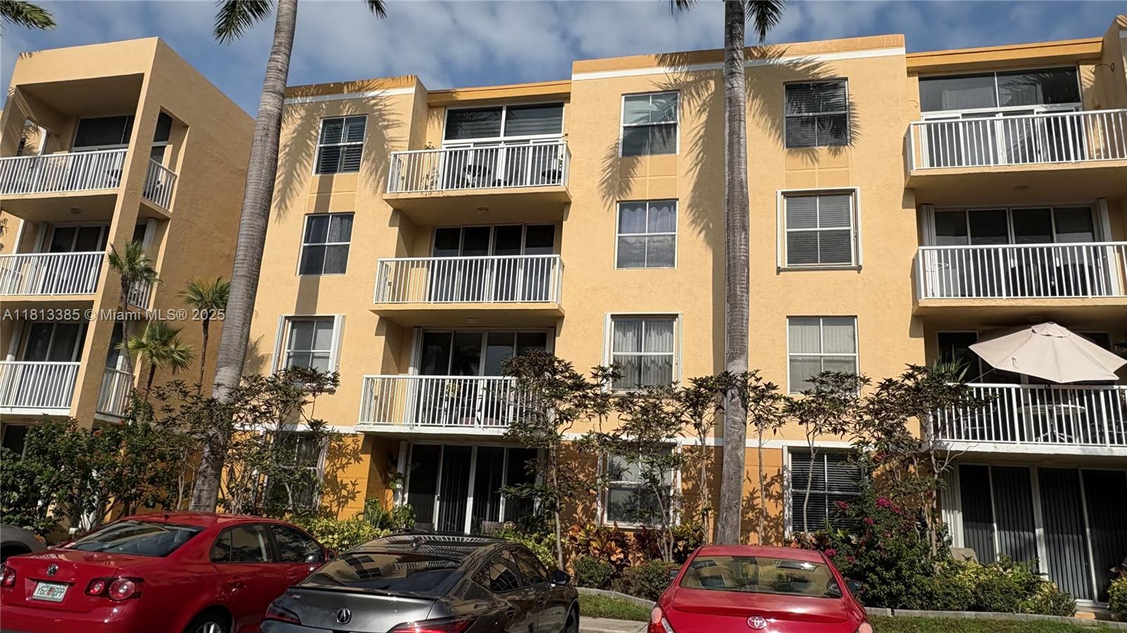 SHERIDAN EAST CONDO BLDG - Residential