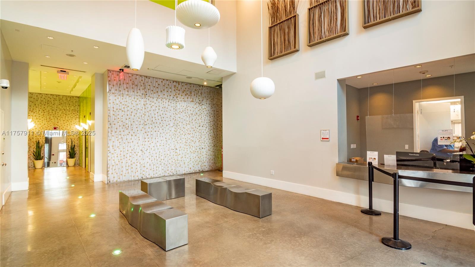 THE LOFT DOWNTOWN II COND - Residential