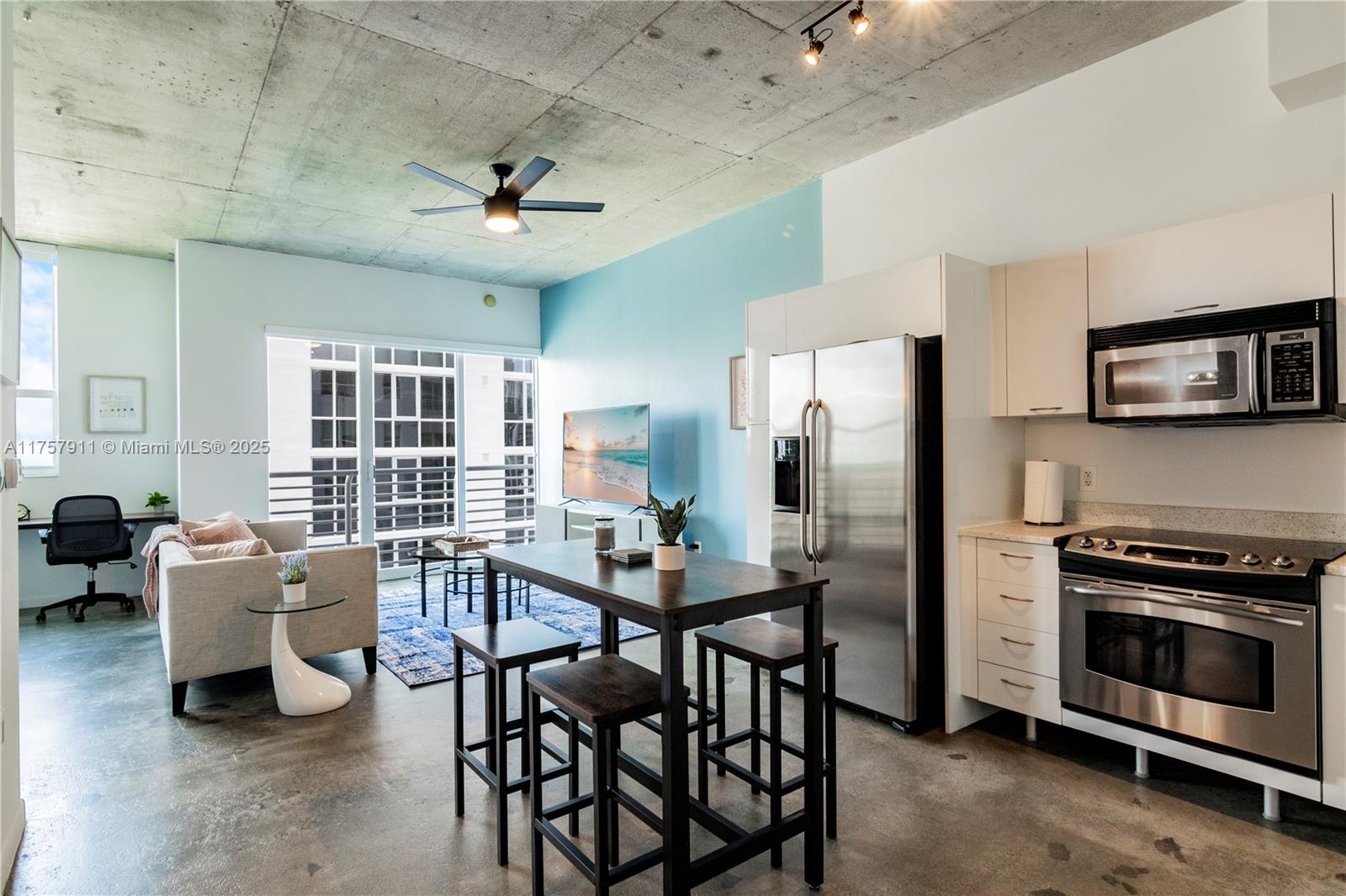 THE LOFT DOWNTOWN II COND - Residential