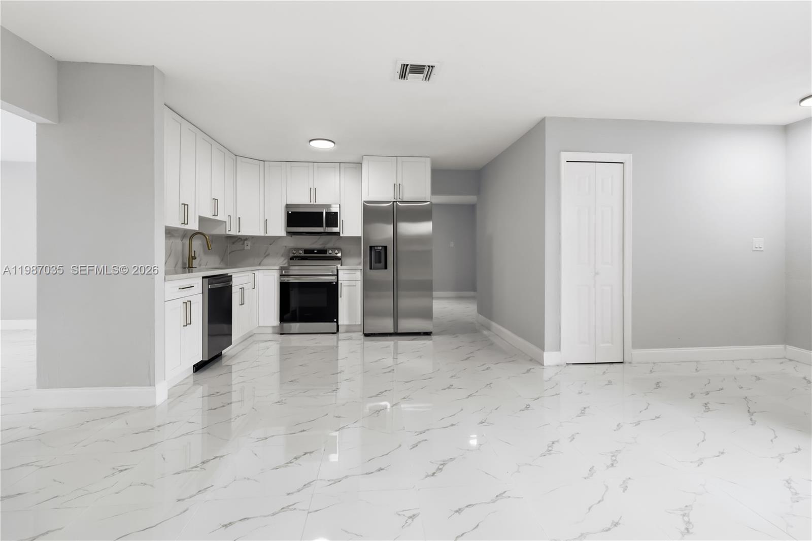 BURNHAM WOODS - Residential