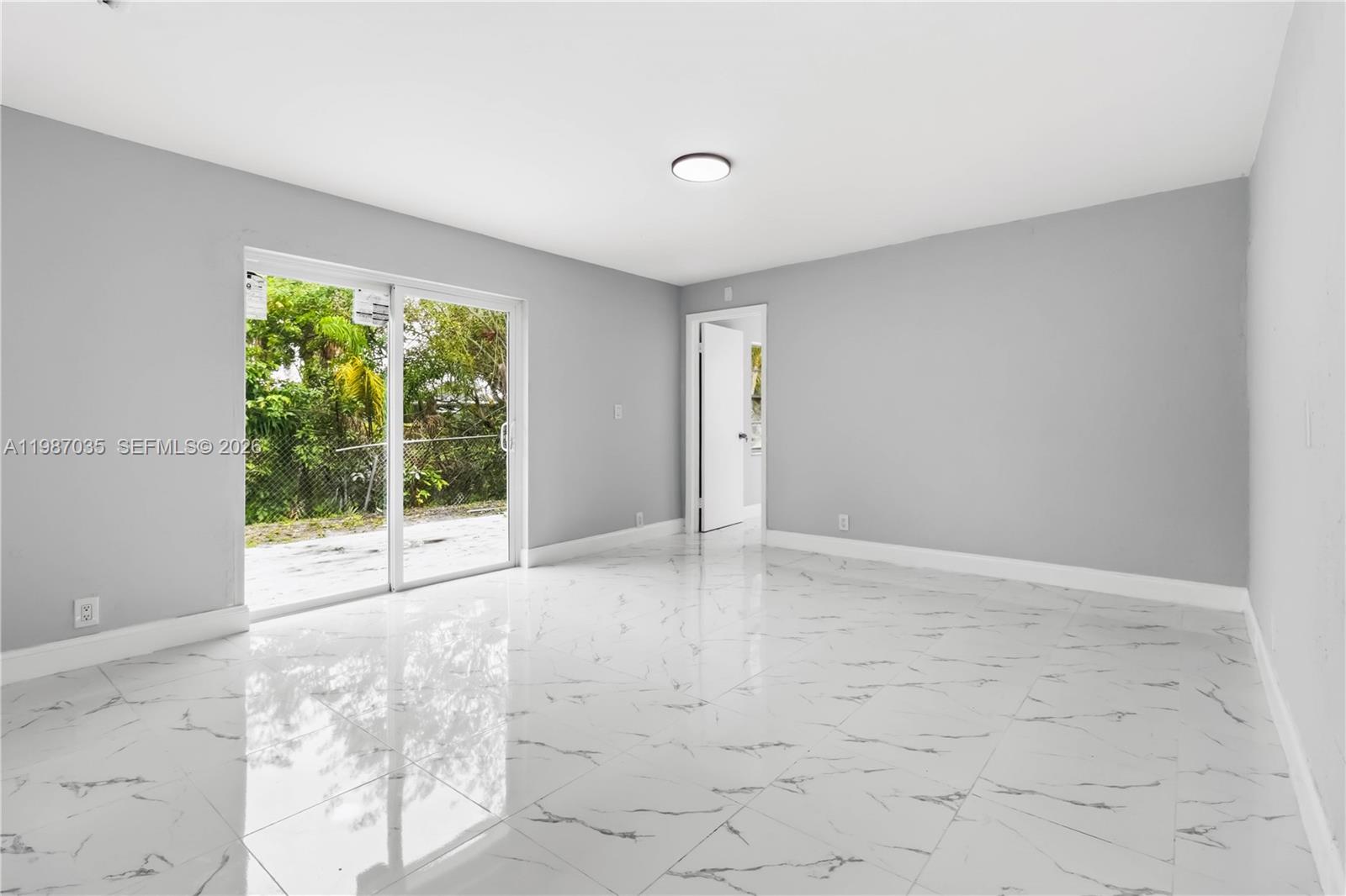 BURNHAM WOODS - Residential