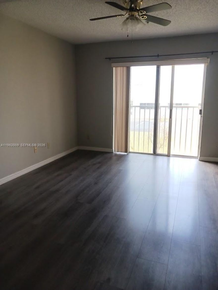 excellent location**motivated owner**freshly painted**appliances as is condition**perfect for investor**small community**brand new toilette**new faucets sink and bathtub**agents to verify information with association
