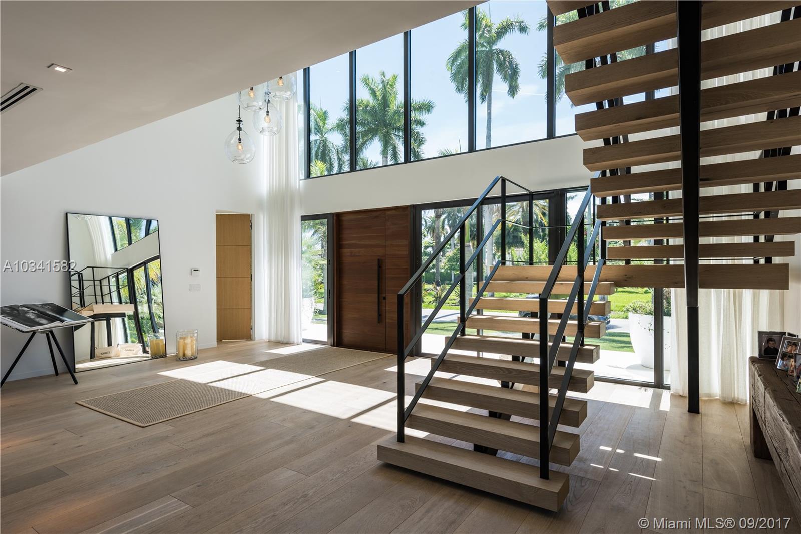 SUNSET ISLANDS-ISLAND NO - Residential